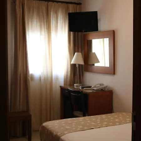 Hotel Restaurante Blanco Y 2*