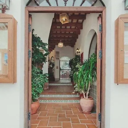 Restaurante Blanco Y Hotel 2*