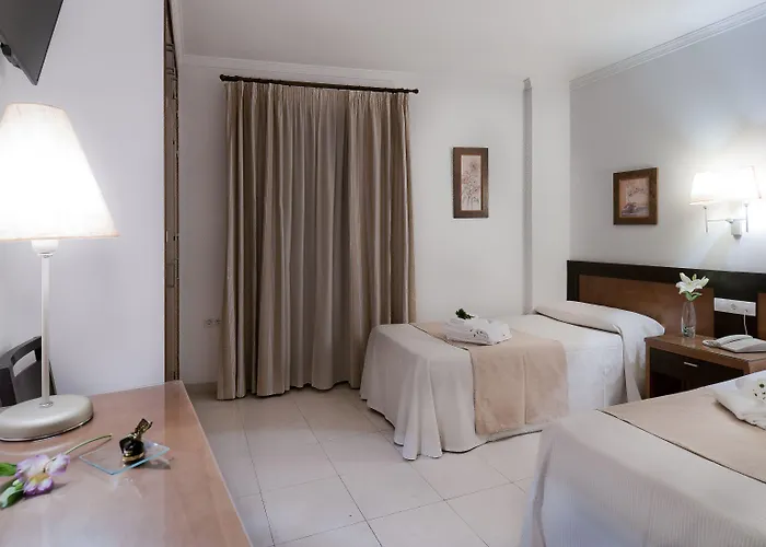 Otel Restaurante Blanco Y Conil De La Frontera