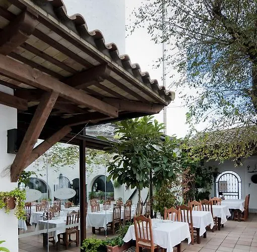 Restaurante Blanco Y 호텔 2*