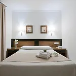 Restaurante Blanco Y Отель Кониль-де-ла-Фронтера