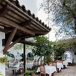 Restaurante Blanco Y Отель 2*